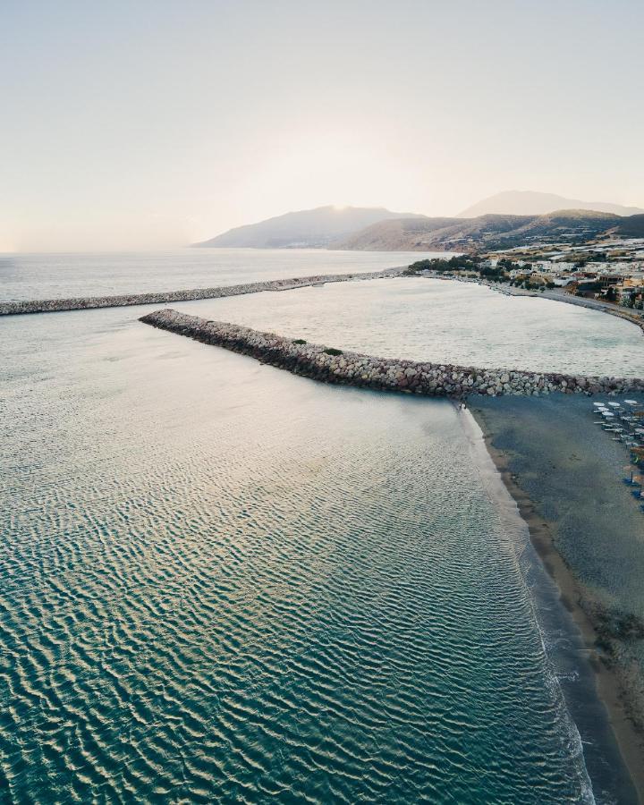 Suites De Luxe Katerina Kokkinos Pyrgos Dış mekan fotoğraf